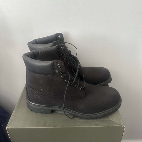 Black timberland boots - Picture 3 of 4